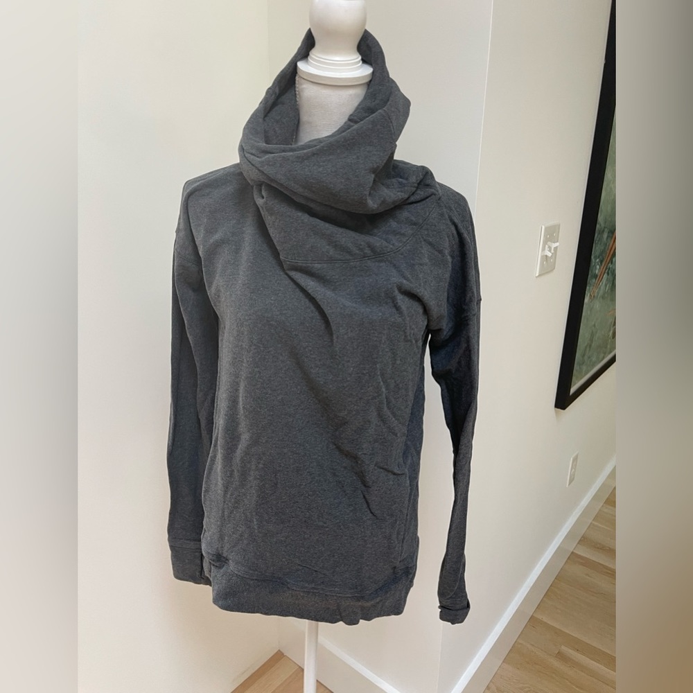 Lululemon gray hoodie